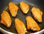 梁食秘方生抽煎鸡翅的做法图解5