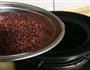 红豆白果养生粥的做法图解2