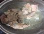 排骨白菜汤的做法图解2