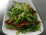 菜心炒腊肉的做法图解1