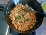 什锦泡菜炒饭的做法图解12