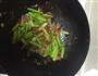 剁椒牛肉炒芹菜的做法图解3