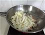 白菜肉丝炒年糕的做法图解6