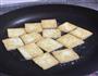 家常葱爆豆腐的做法图解2