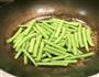 橄榄菜炒四季豆的做法图解2