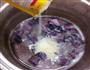 懒人的瘦身早餐-紫薯薏米麦片奶羹-宿舍版的做法图解3