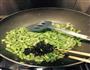 榄菜肉末四季豆的做法图解6