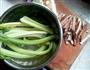 西芹豆干的做法图解2