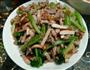泡椒芹菜肉丝的做法图解1