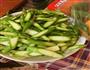 芦笋虾仁的做法图解2