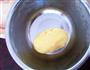 蛋黄椰丝球的做法图解7