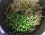 青豆榨菜丝的做法图解8
