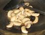 上海年夜饭必备蘑菇鸡片的做法图解7
