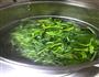 菠菜拌鸡蛋的做法图解3