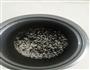 黑米粥的做法图解1