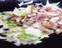 肘子肉炒葱的做法图解3