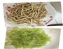 凉拌菜-莴笋鱼腥草的做法图解1
