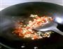 腊肠虾仁炒饭的做法图解2
