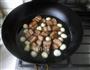 鹌鹑蛋红烧肉的做法图解6