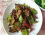 辣椒炒肉的做法图解1