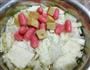 鱼丸炖白菜的做法图解1