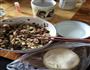 猪肉白菜香菇木耳芹菜水饺的做法图解1