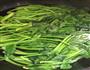 凉拌菠菜的做法图解2