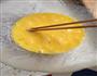韭菜蛋饼的做法图解1