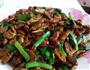韭菜炒蚕蛹的做法图解2