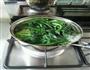 凉拌菠菜的做法图解3