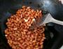 油炸花生米的做法图解2