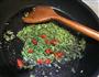 香椿炒鸡蛋的做法图解4
