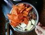萝卜莲子芡实猪舌汤的做法图解2