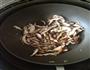 香菇木耳炒鸡蛋的做法图解7