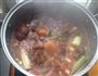 腔骨炖香菇土豆的做法图解5