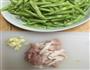 四季豆炒肉的做法图解1