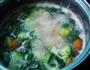 西兰花滚虾仁的做法图解8