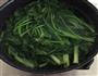 果仁菠菜的做法图解2