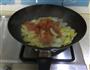 辣白菜炒年糕的做法图解3