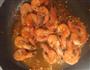 黑胡椒蒜香黄油虾的做法图解5