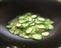 鹅蛋炒黄瓜的做法图解4