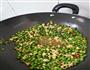 青豆烩肉粒的做法图解6
