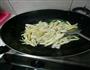 韭菜炒春笋的做法图解3