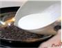 简单几步自制美味朗姆松露巧克力的做法图解2