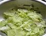 炝炒圆白菜的做法图解4
