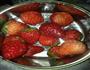草莓西瓜沙拉的做法图解1
