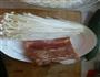 金针菇培根卷的做法图解1