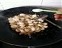 猪碎肉炒马蹄的做法图解6