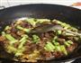 干煸排骨四季豆的做法图解5