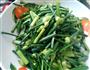 肉片炒韭菜苔的做法图解2